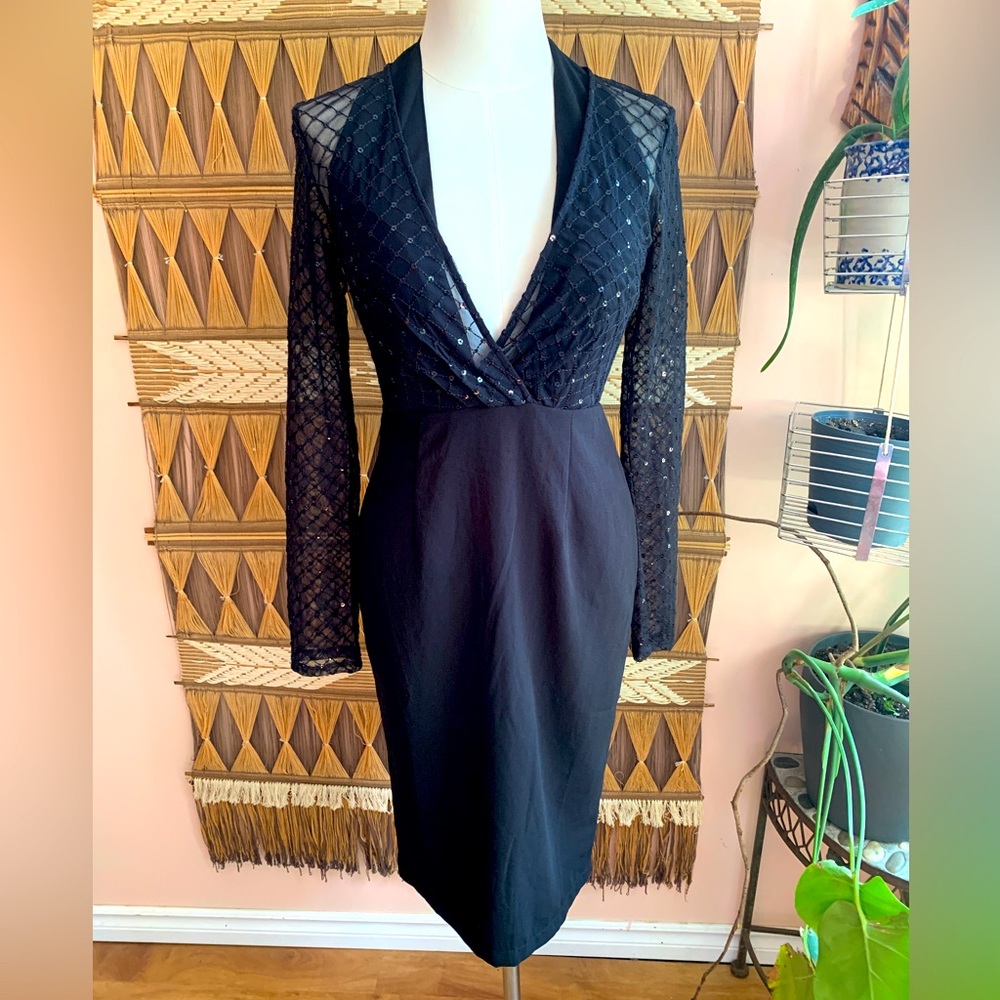 BNWT Black Long Sheer Sleeve Sequin Cocktail Dress